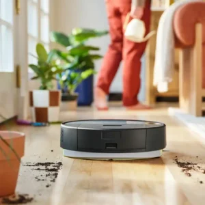 fc29f963-embargo-avec-un-compacteur-de-poussiere-le-nouvel-aspirateur-robot-irobot-promet-60-jours-d-autonomie__w1280